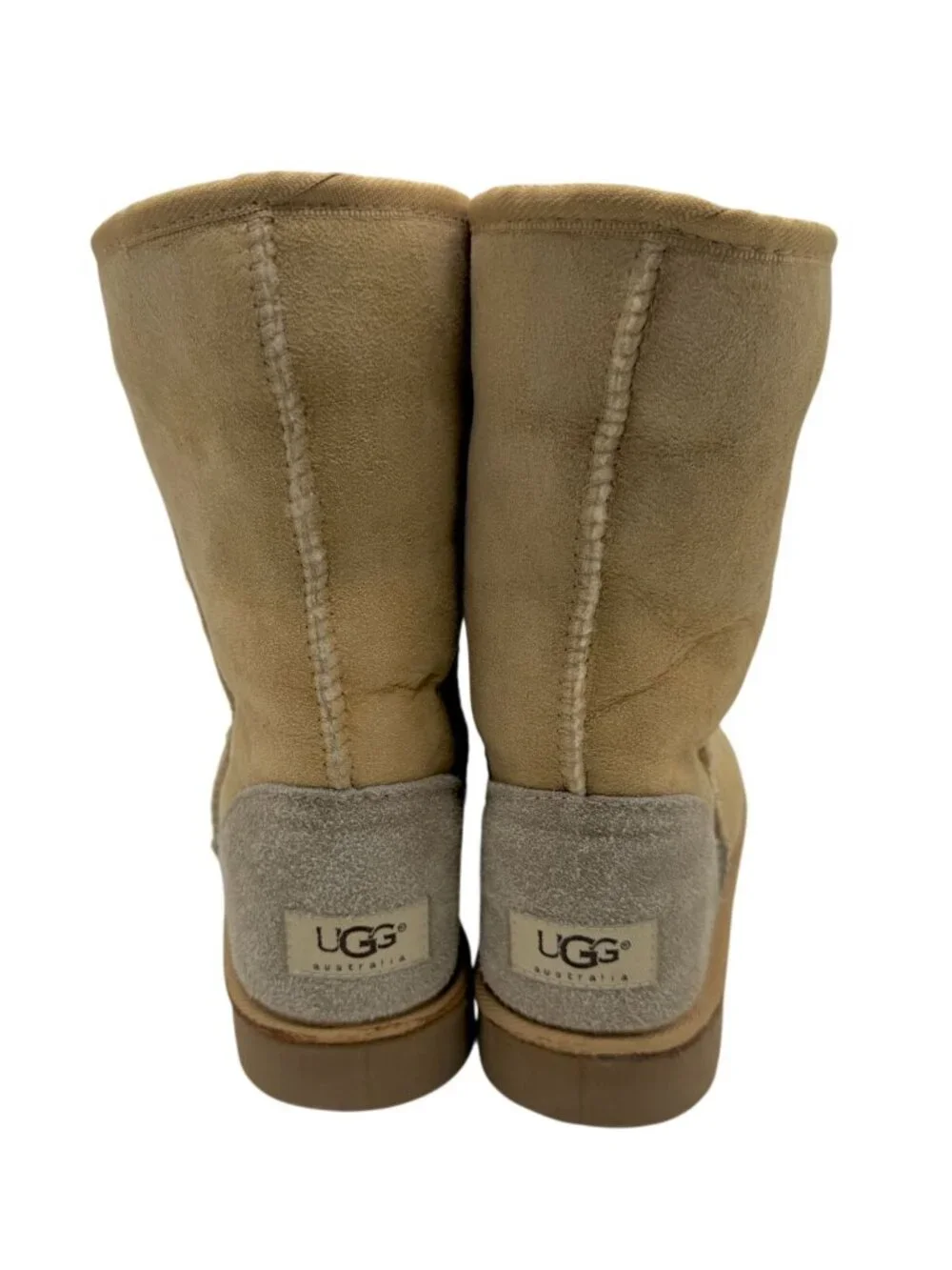 UGG Australia Classic Short Boots in Sand NWOT - Size 8